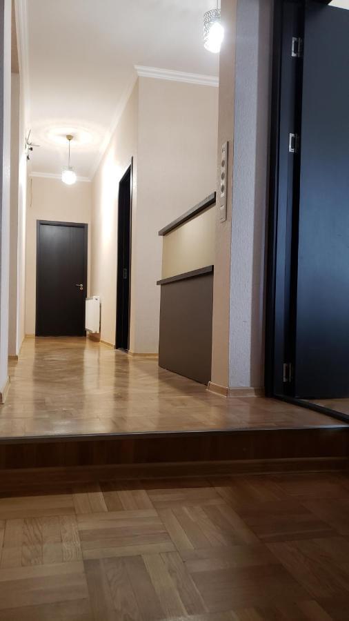 Family Guest House Тбилиси Екстериор снимка