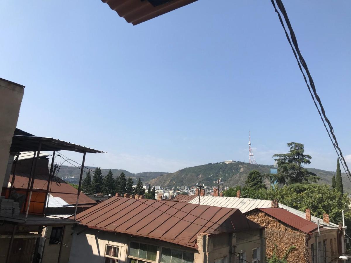 Family Guest House Тбилиси Екстериор снимка