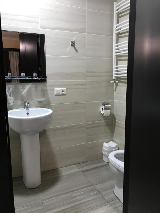 Family Guest House Тбилиси Екстериор снимка