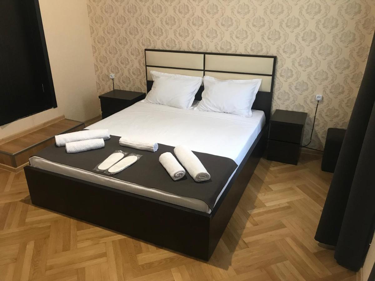 Family Guest House Тбилиси Екстериор снимка